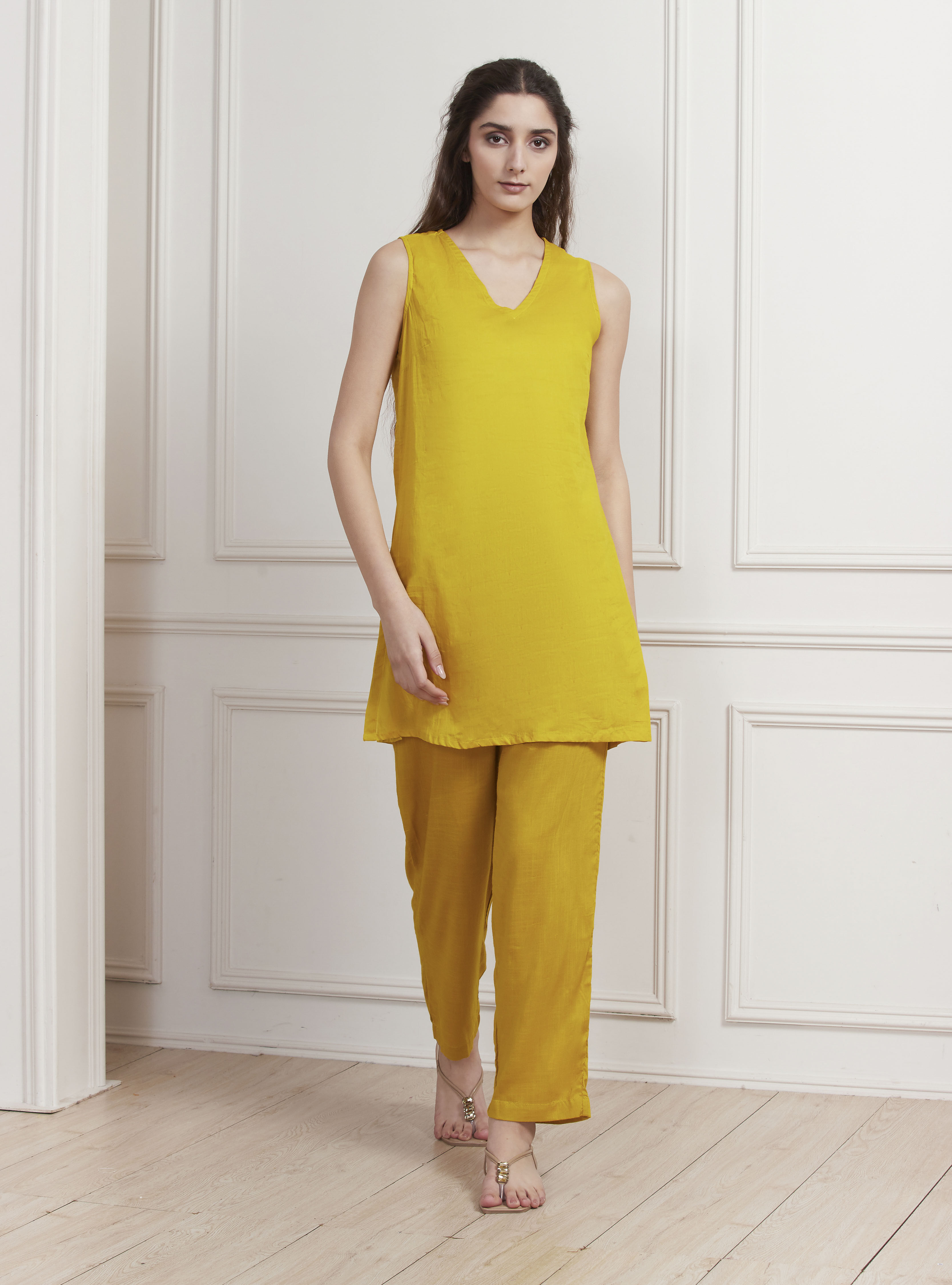 Lime Yellow Chanderi Floral Printed Asymmetric Straight Kurta Set image number 7