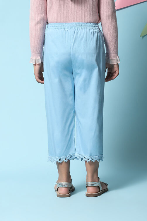 Pink Cotton Blend Capris image number 4