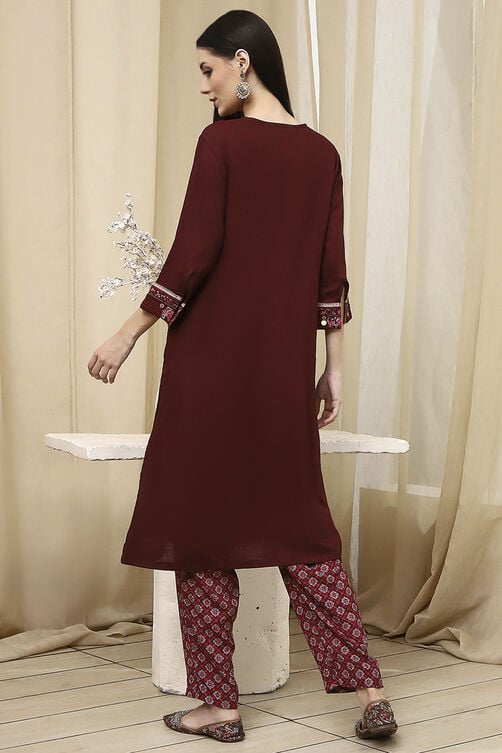 Brown Rayon Viscose Narrow Suit Set image number 4