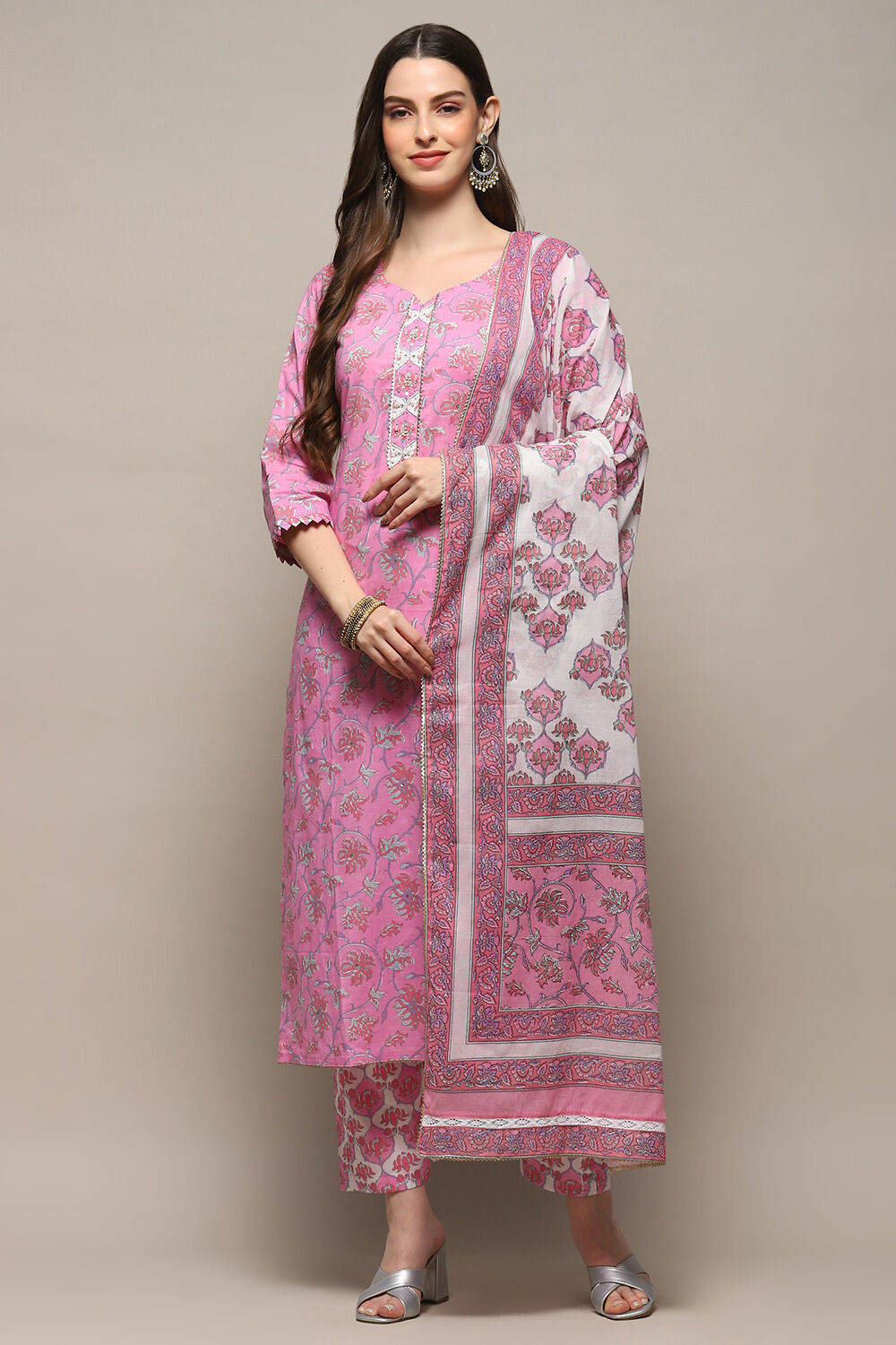 Pink Cotton Unstitched Suit set image number 8