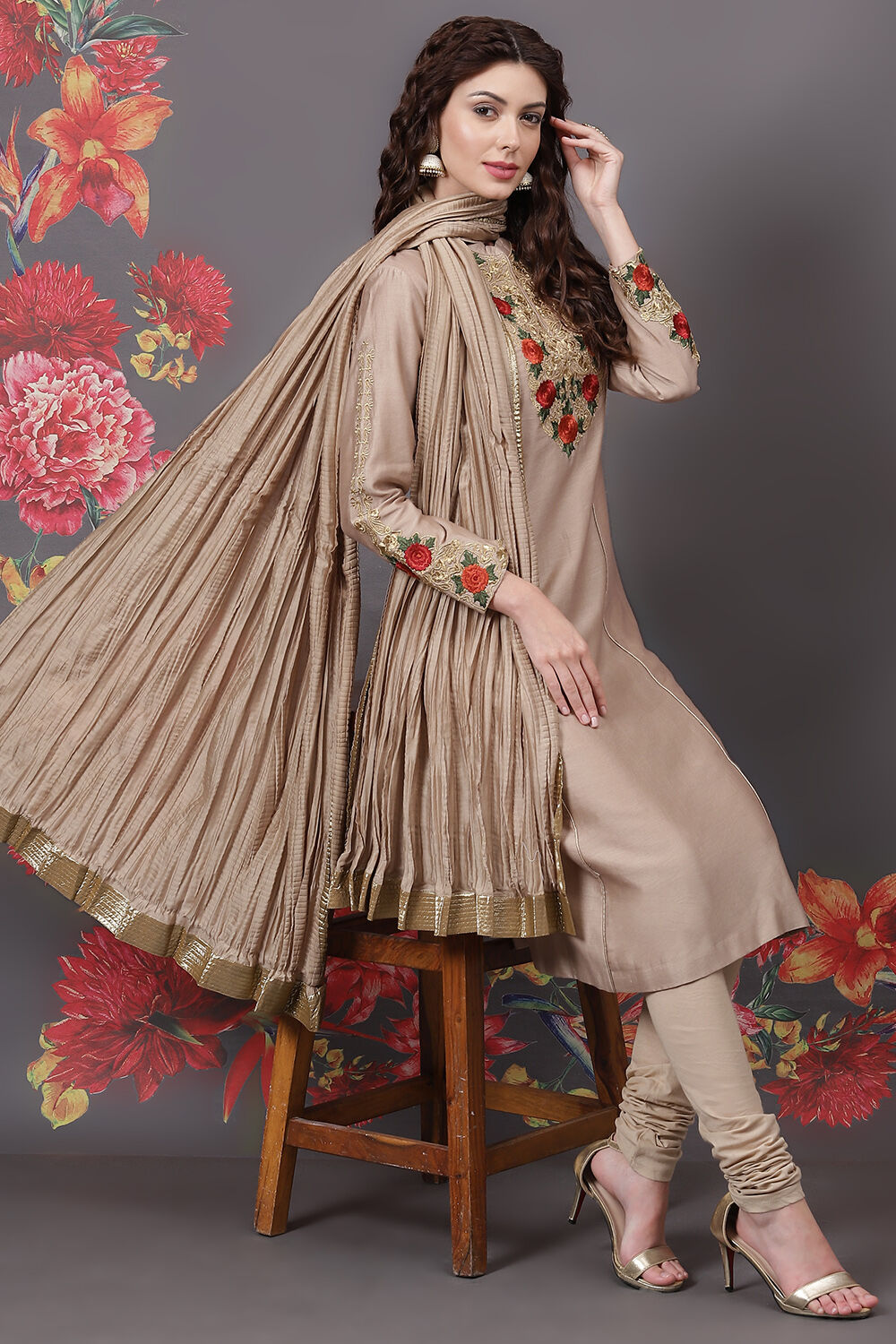 Beige Silk & Cotton Flared Kurta Suit Set image number 7