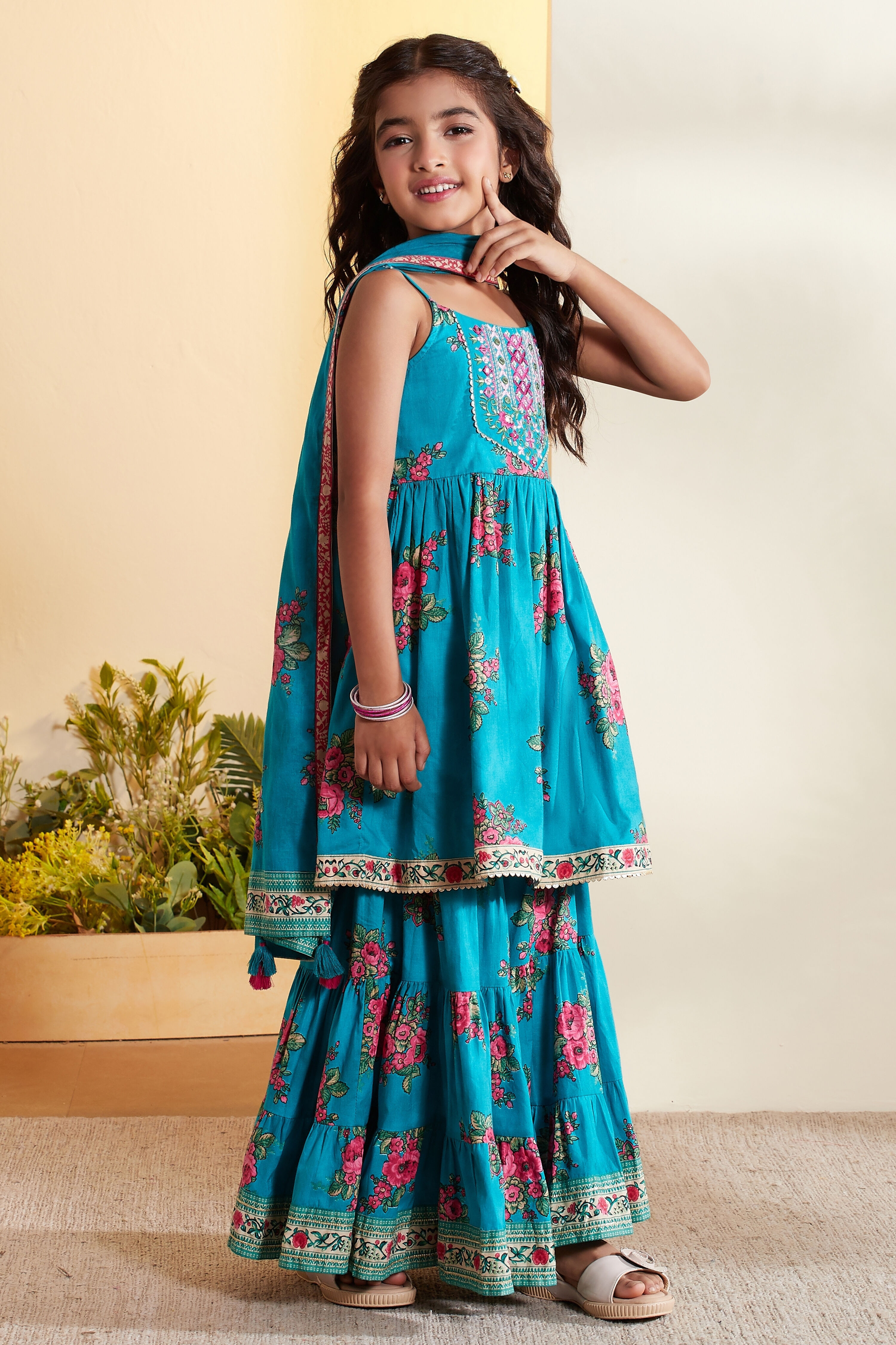 Blue Cotton Peplum Suit Set image number 4