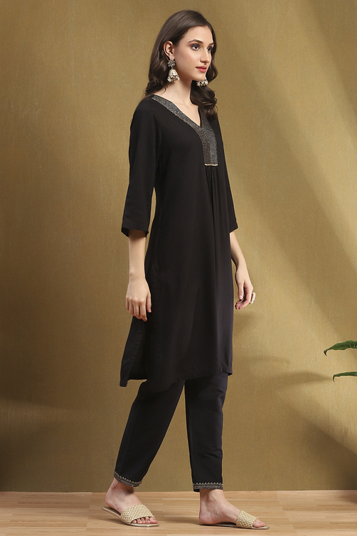 Bottle Green Solid Gathered Straight Kurta image number 4