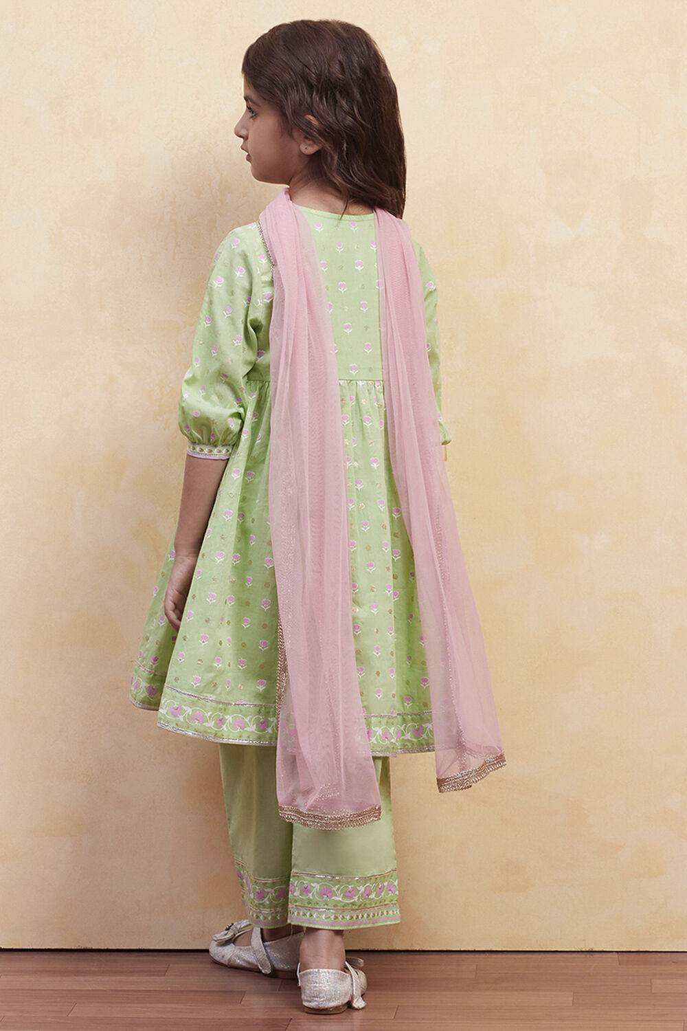 Green Cotton Gathered Suit Set image number 4