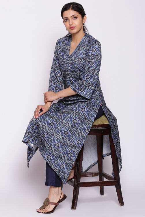 Maroon Woolen Printed Kurta image number 0