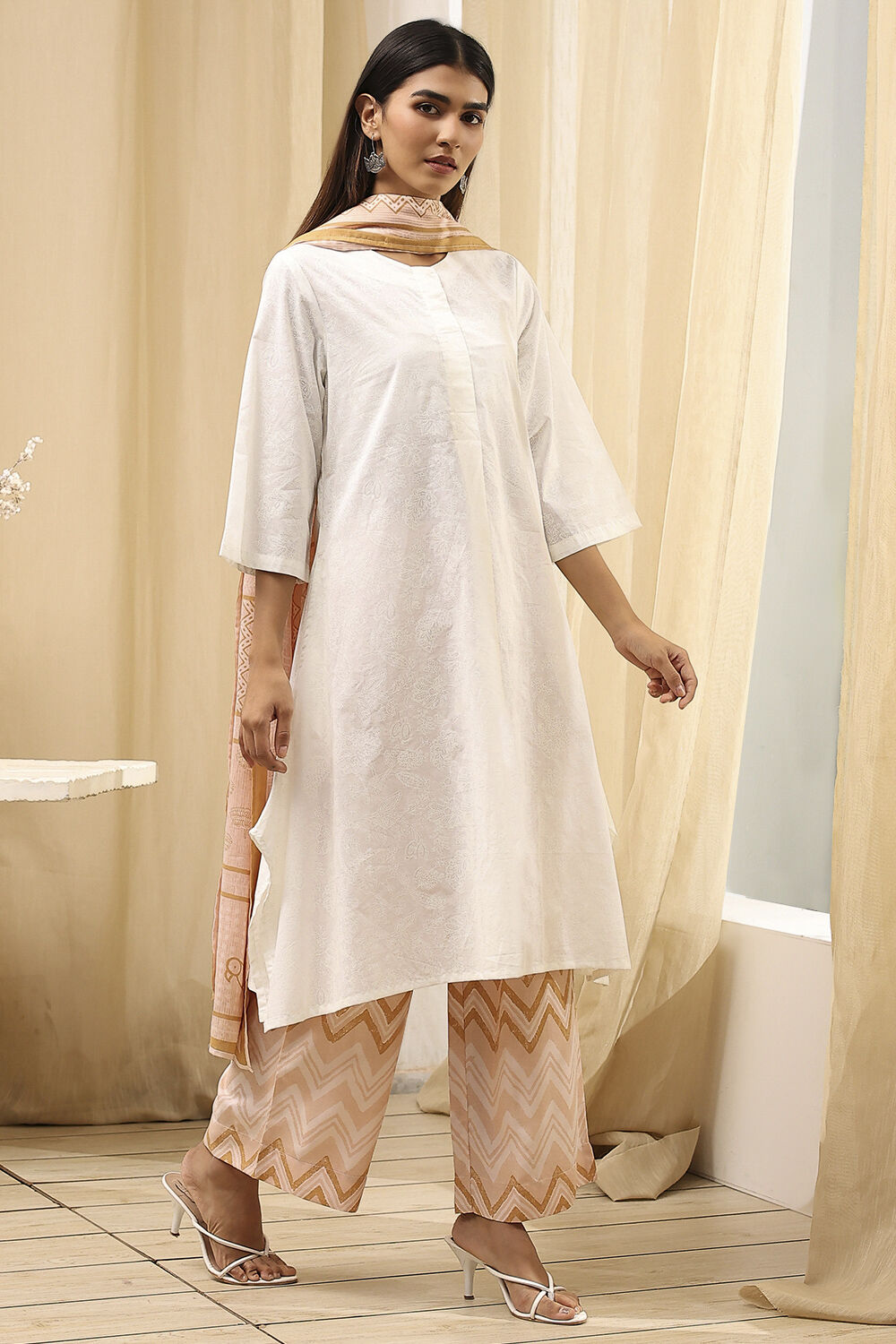 Beige and White Cotton Straight Suit Set image number 4
