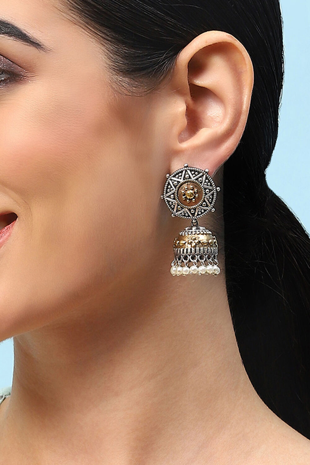 Oxidised Gold Brass Earrings image number 1