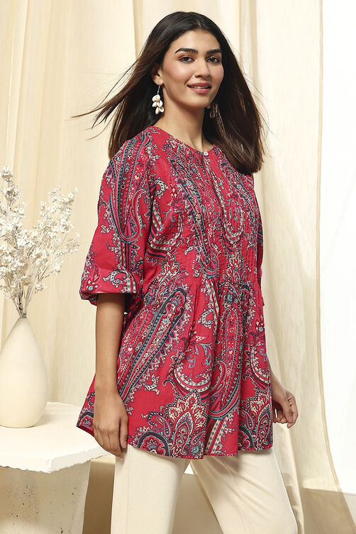 Magenta Cotton Printed A-Line Short Kurta image number 4
