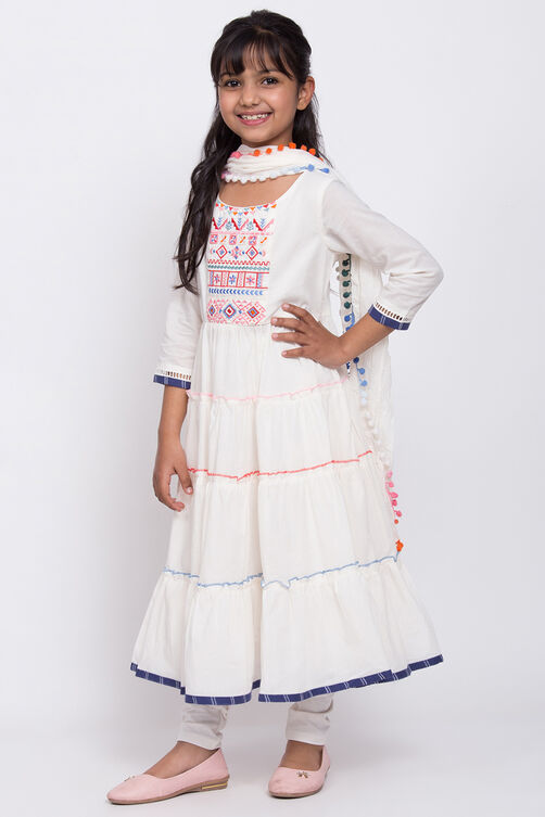 Off White Cotton Tiered Straight Kurta Churidar Suit Set image number 3