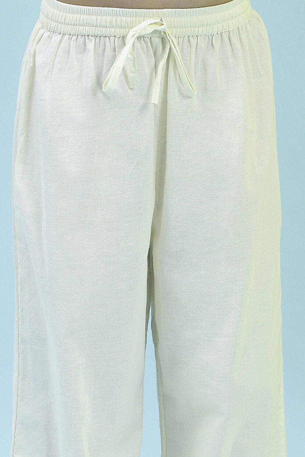 Cream-Colored Cotton Floral Gathered Kurta Set image number 2