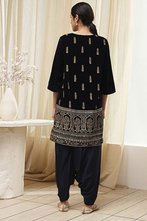 Navy Blue Polyester Straight Kurta Pants Set image number 4