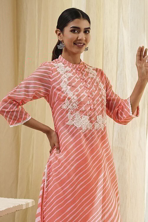 Coral Polyester Straight Kurta image number 6
