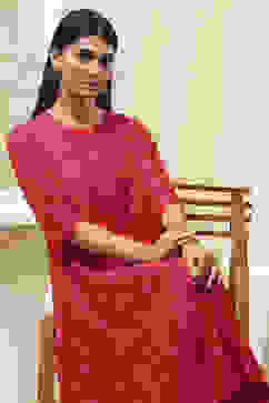 Red Shantoon Asymmetric Suit Set image number 8