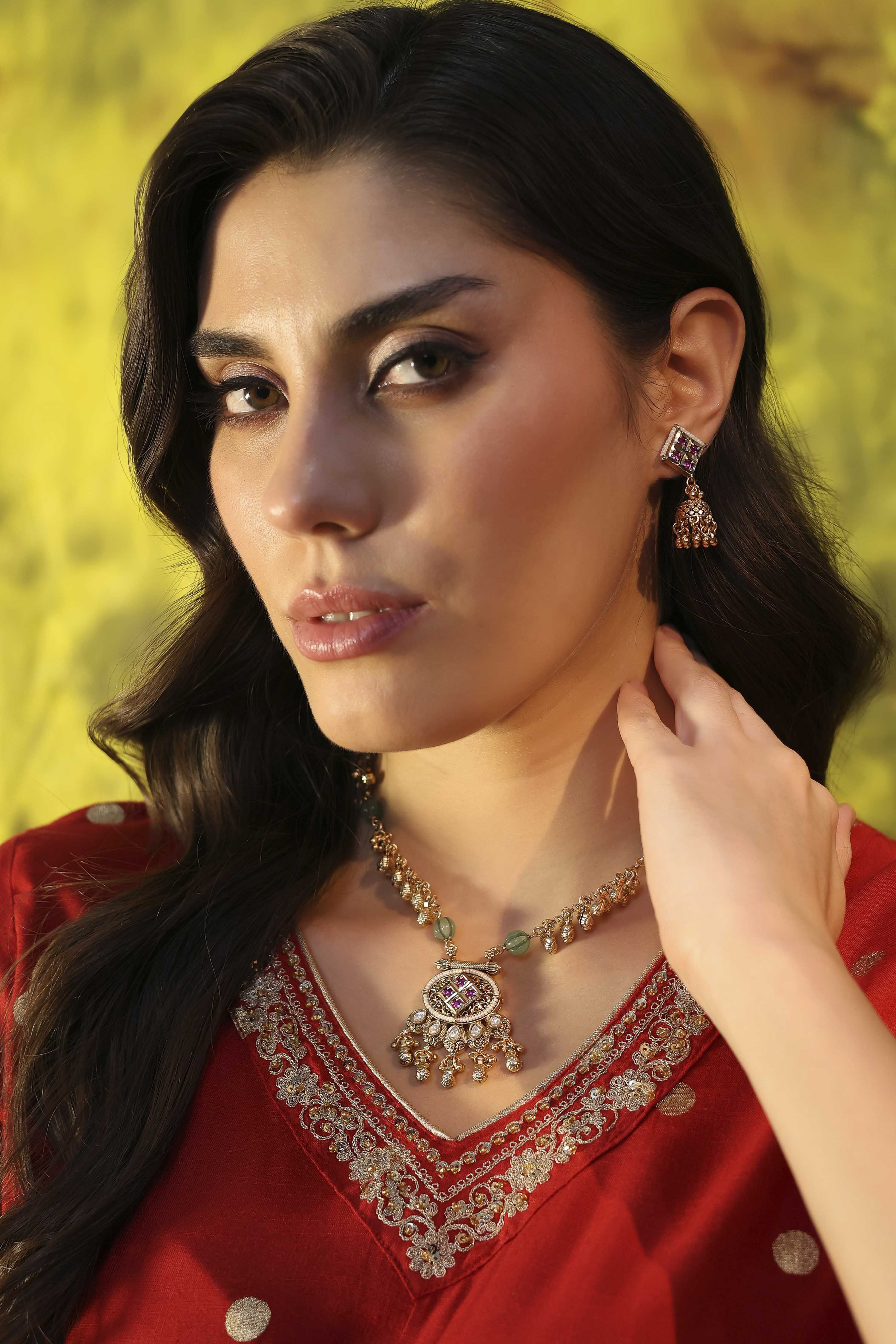 Gold Brass Temple Set image number 3