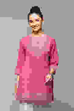 Deep Fuchsia LIVA Straight Printed Kurti image number 5