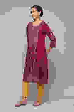 Plum LIVA Straight Printed Kurta image number 2