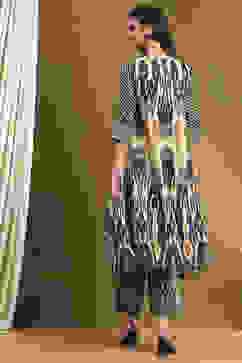 Beige Geometric Printed Asymmetric Kurta Set image number 4