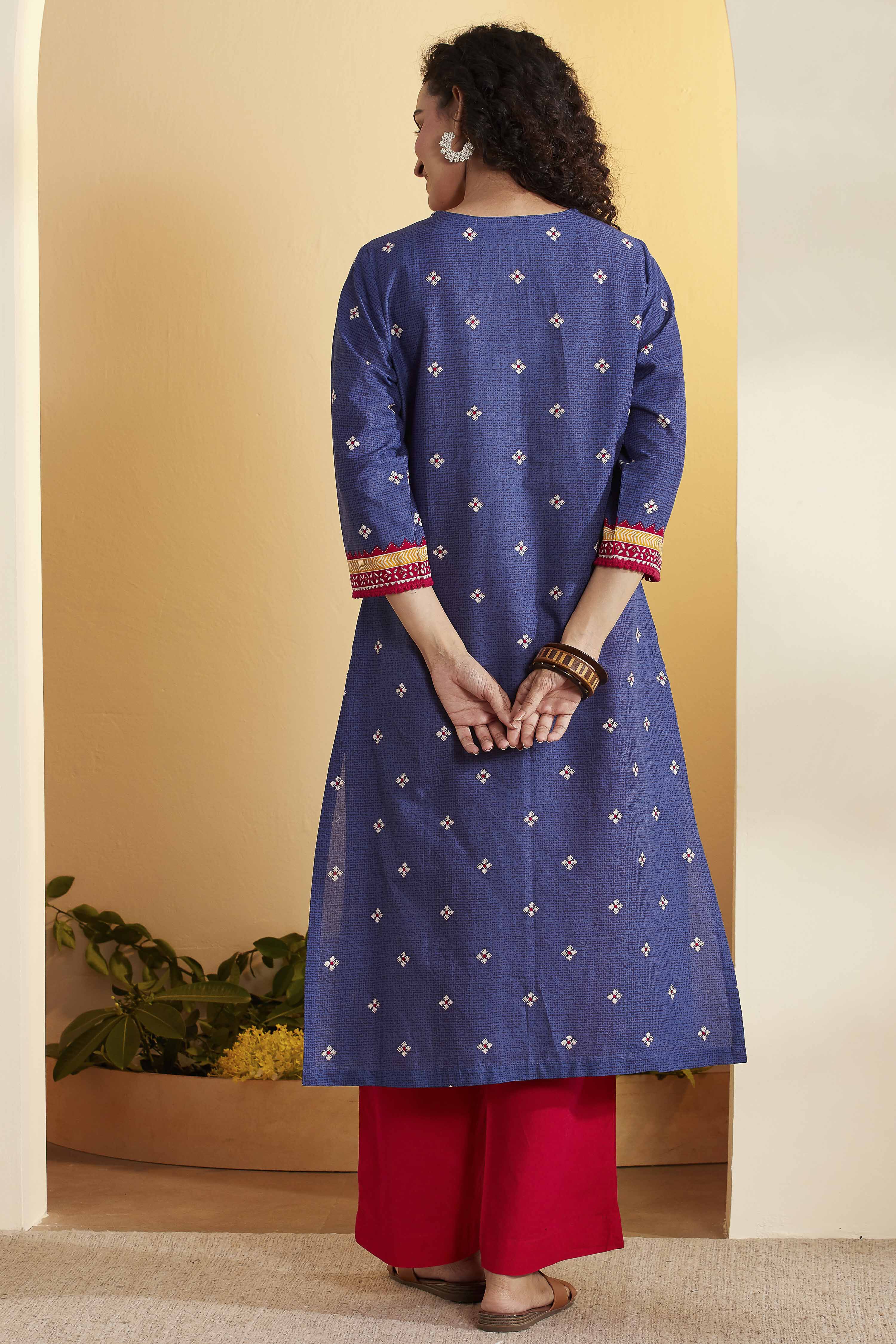 Blue Cotton Printed Straight Kurta image number 4