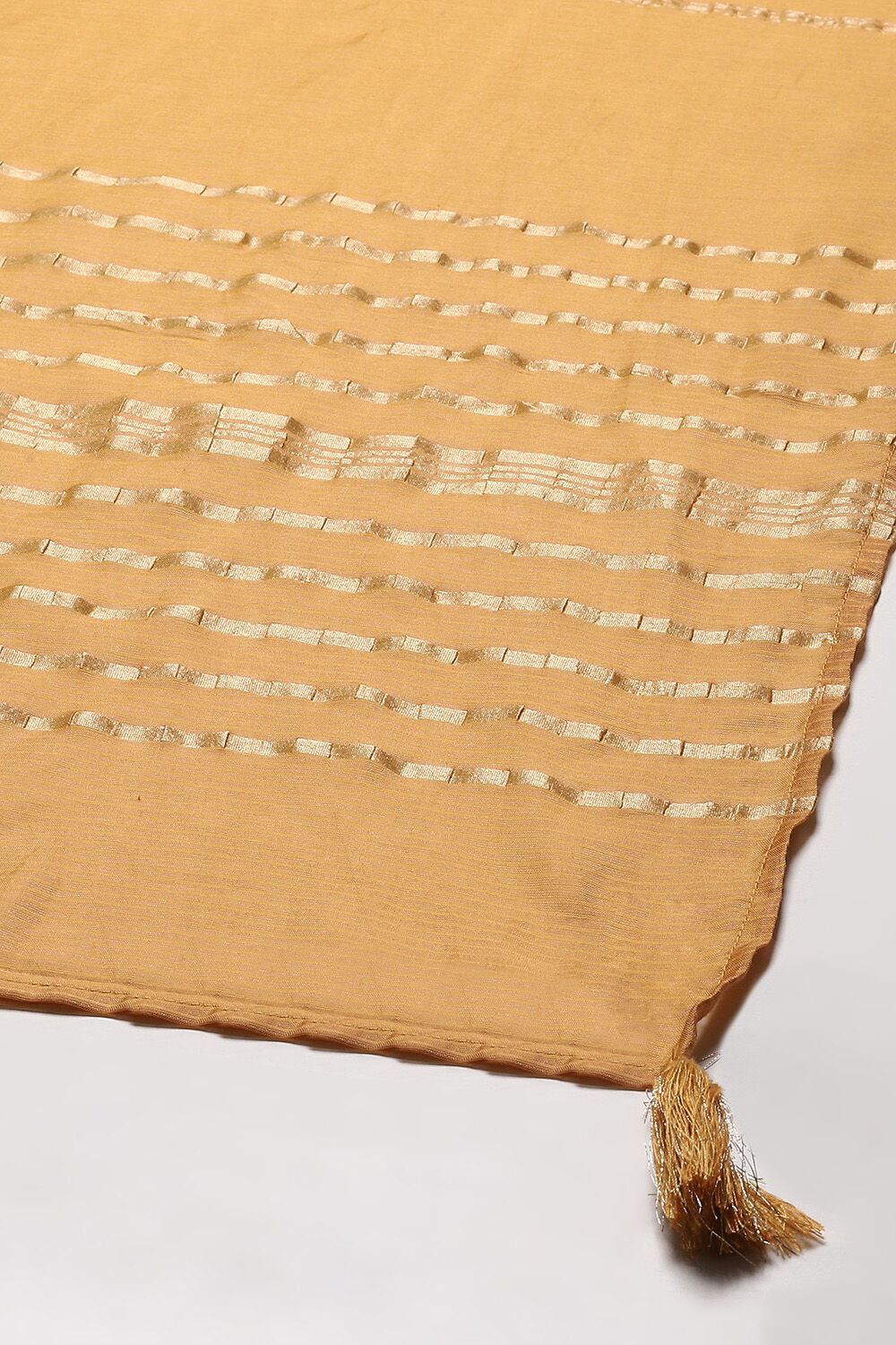 Mustard Viscose Straight Yarndyed Kurta Regular Pants Suit Set image number 3