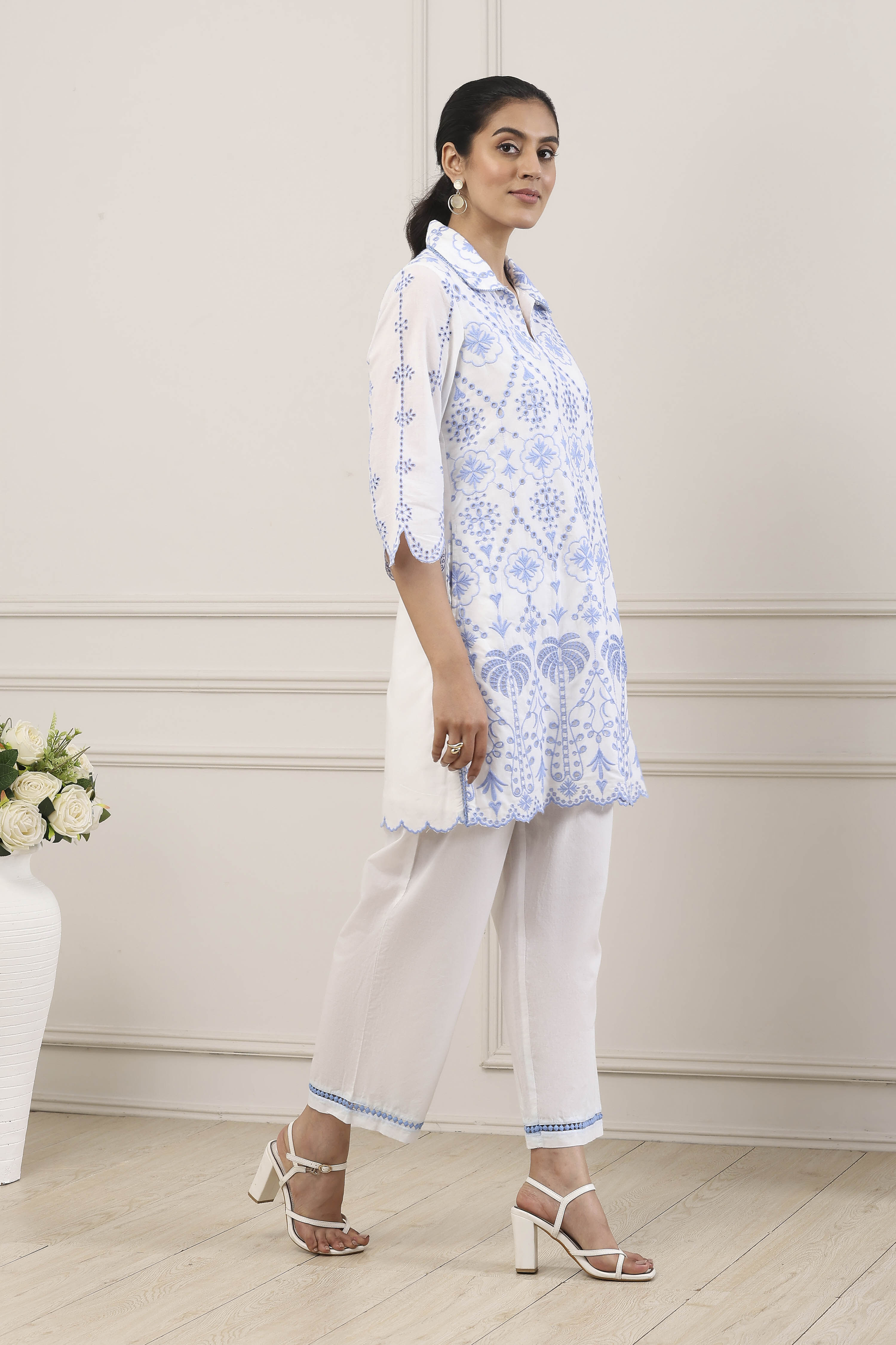 White Cotton Schiffli Embroidered Straight Suit Set image number 5