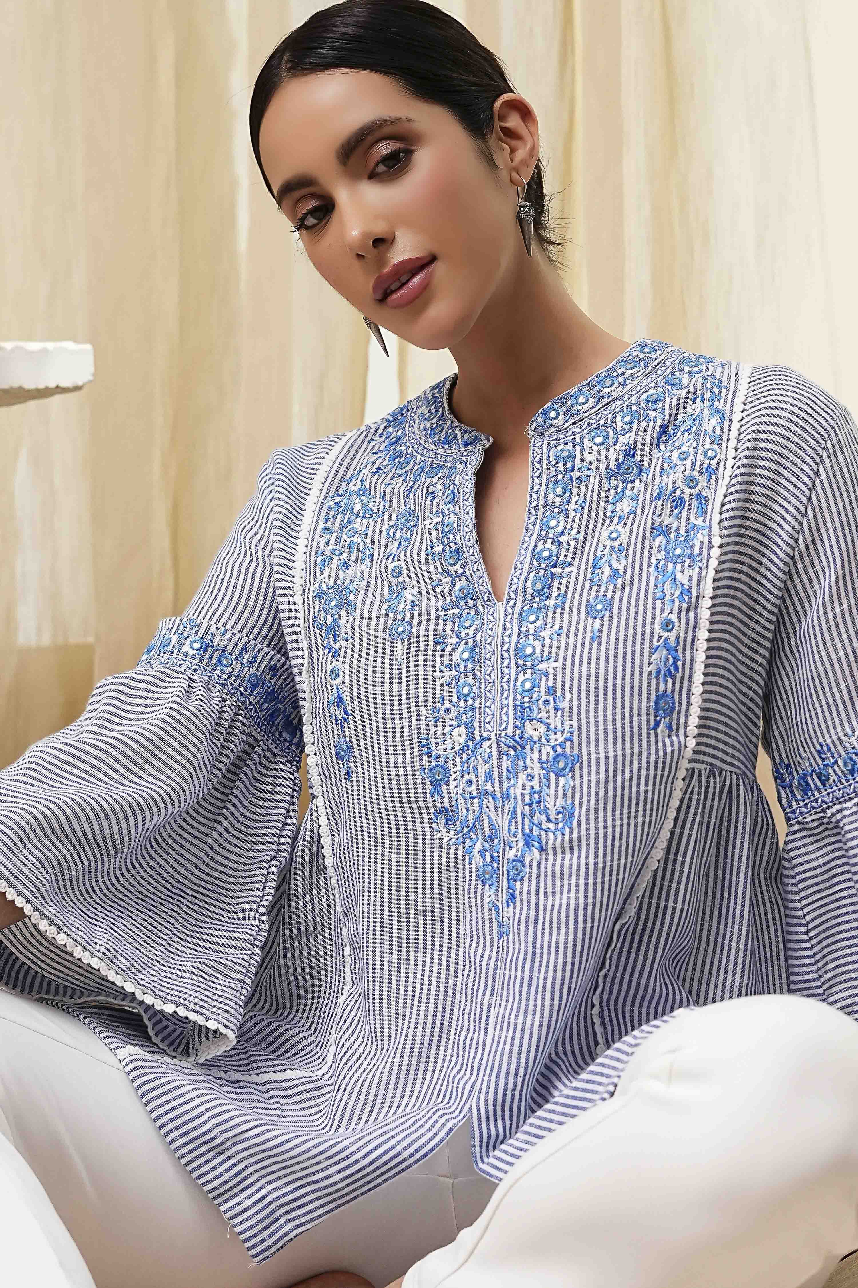 Blue Cotton Striped Straight Short Kurta image number 0