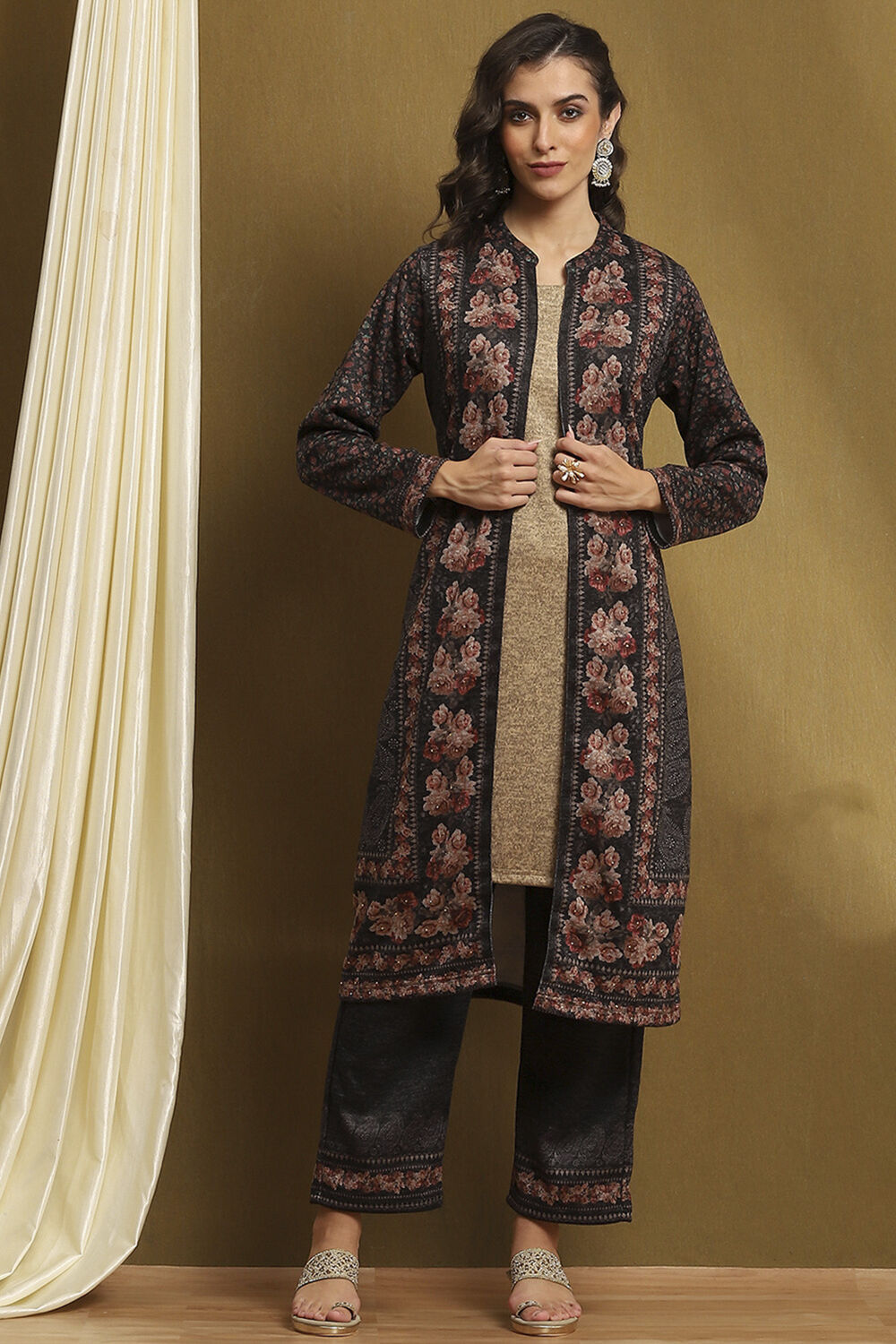 Black Polyester Straight Kurta Pants Set image number 6