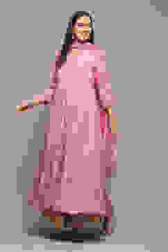 Pink Cotton Blend Anarkali Embroidered Kurta Suit Set image number 4