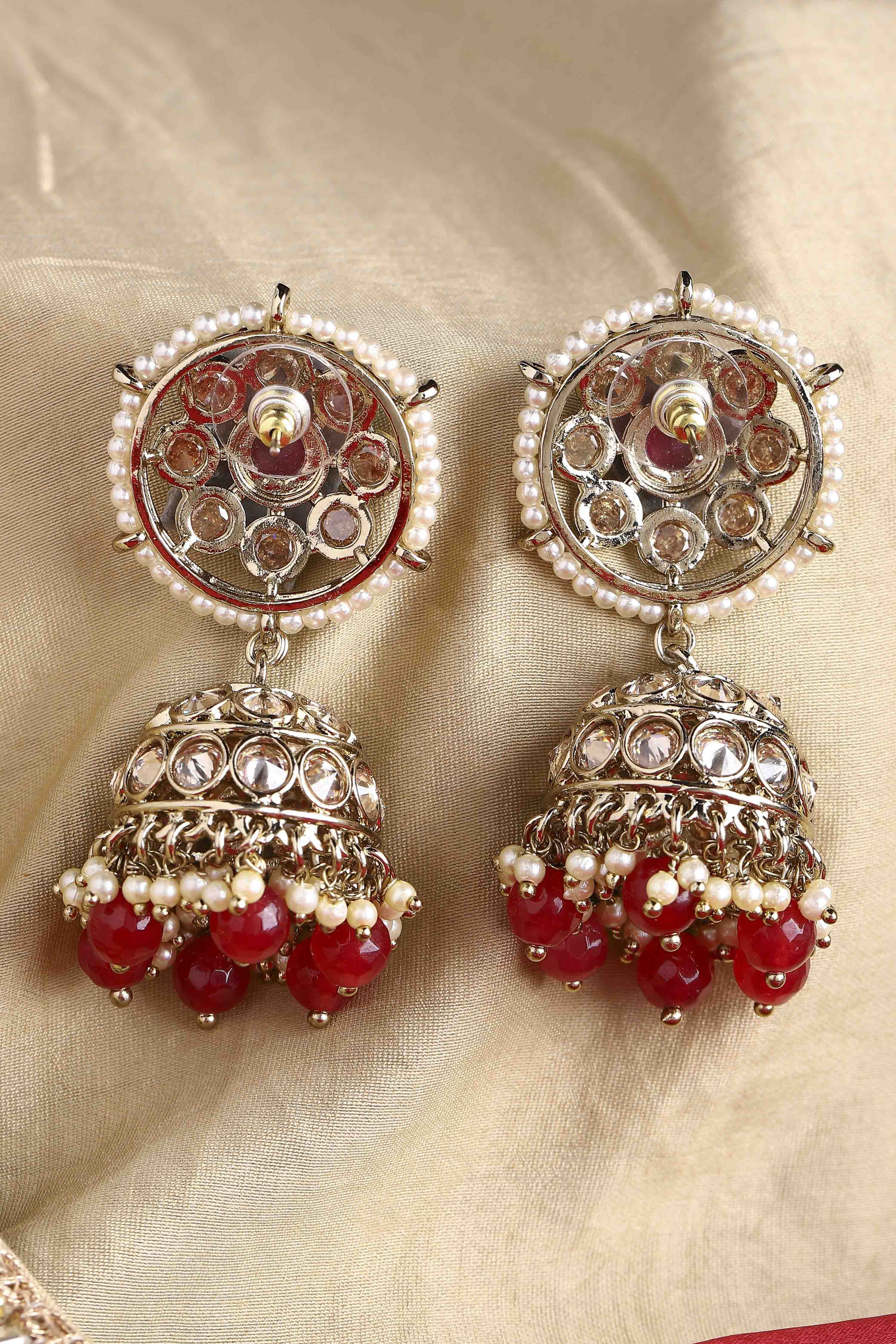 Red Pearl Earrings image number 2