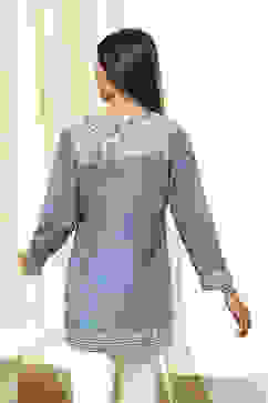 Blue Printed Straight Short Kurta image number 3