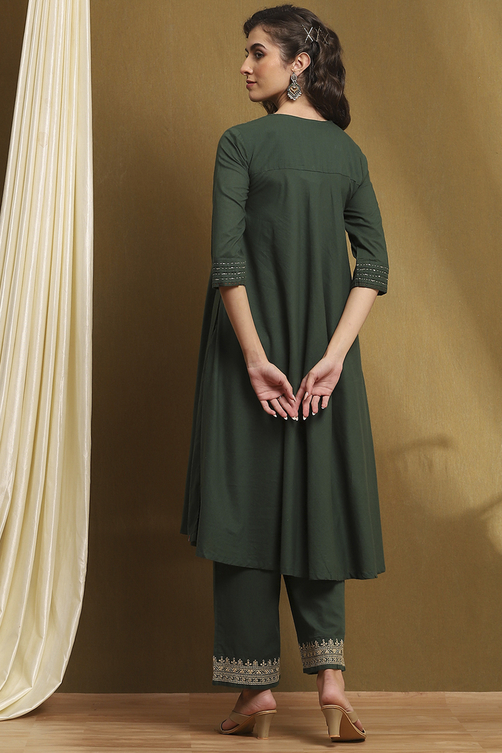 Dark Green Cotton Solid A-Line Suit Set image number 4