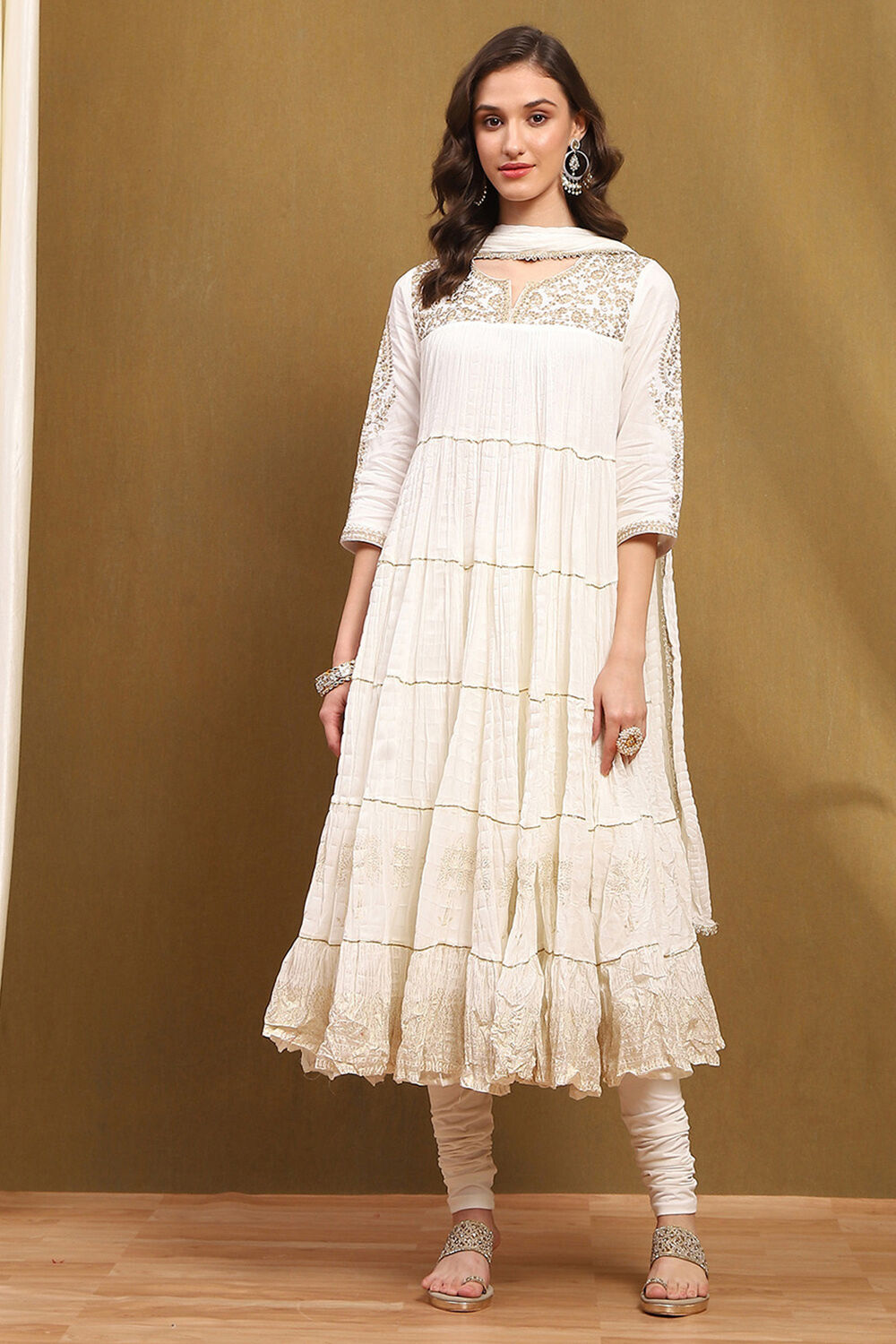White Cotton Embroidered Tiered Anarkali Suit Set image number 6