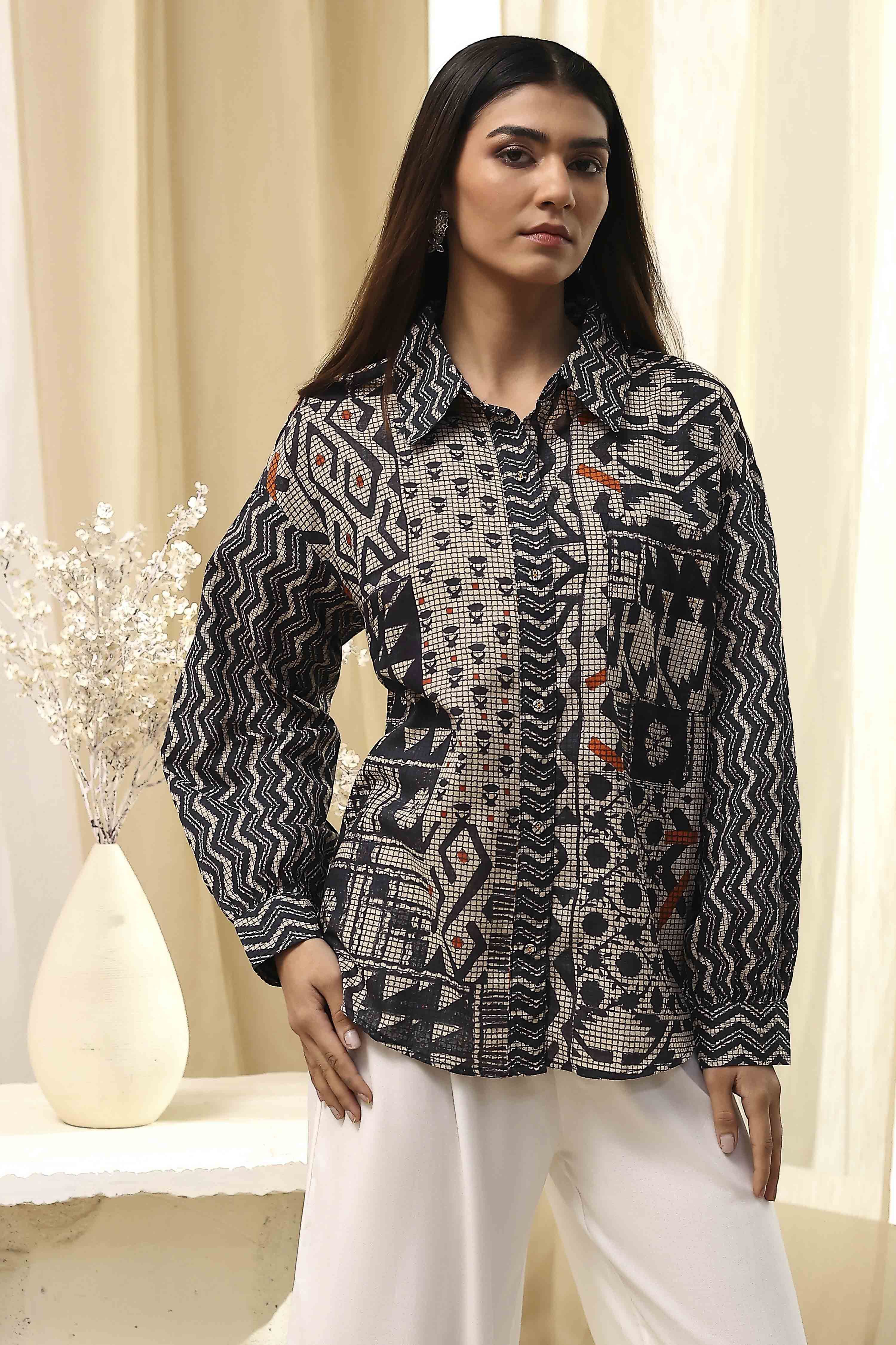 Black Cotton Printed Straight Shirt image number 4