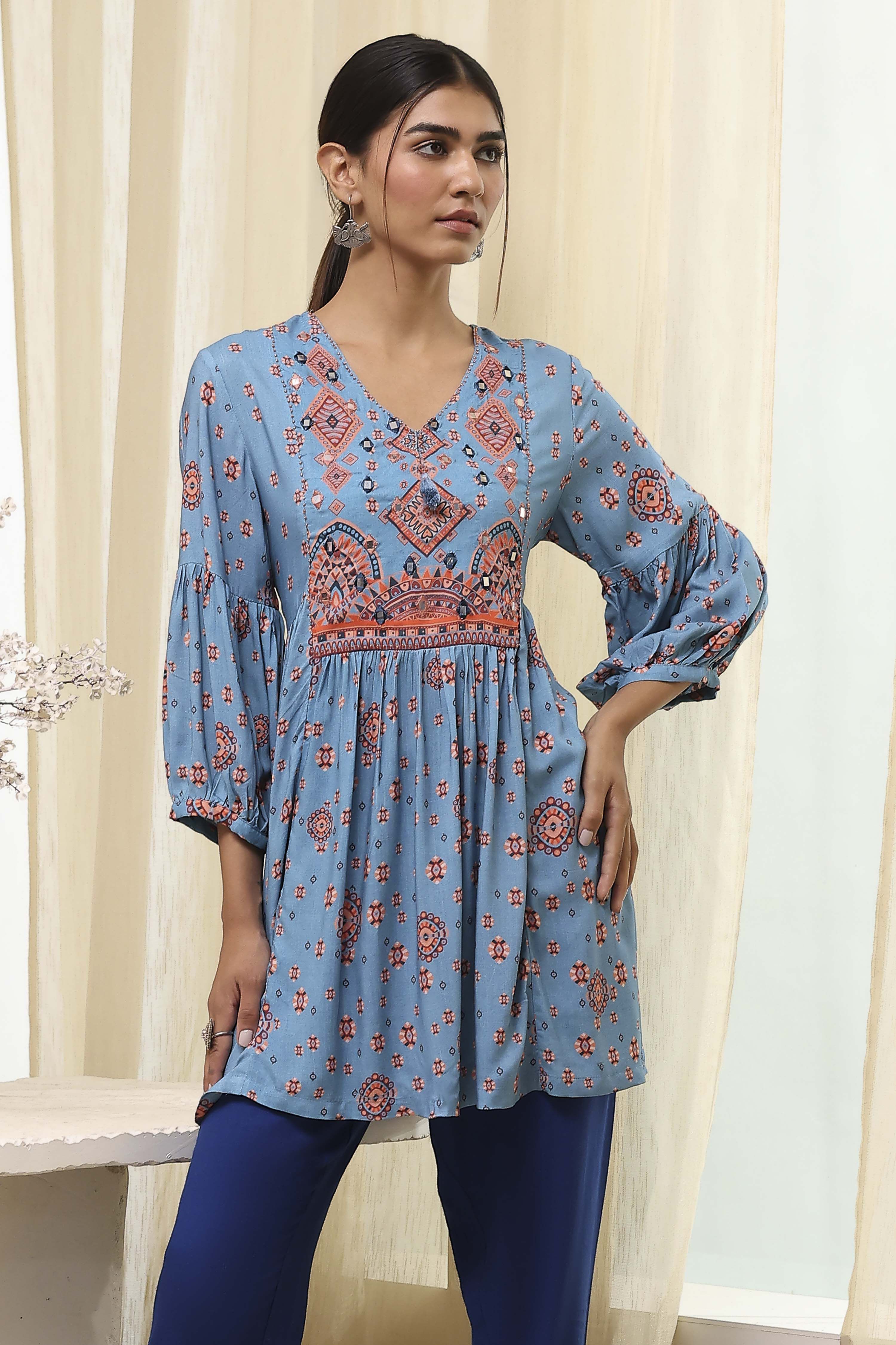 Dull Blue Printed Short Kurta image number 4