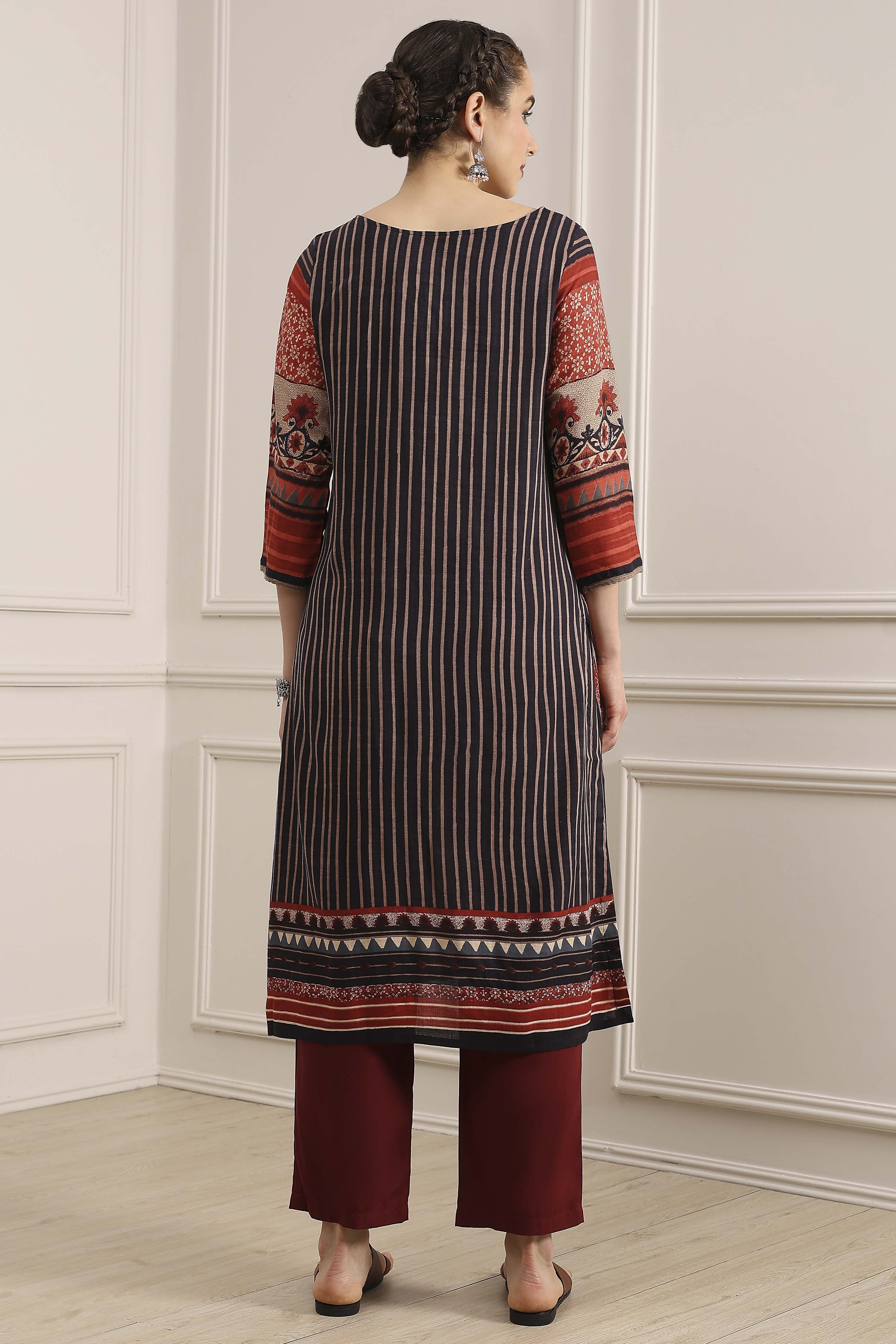 Black and Rust Printed Straight Kurta image number 3