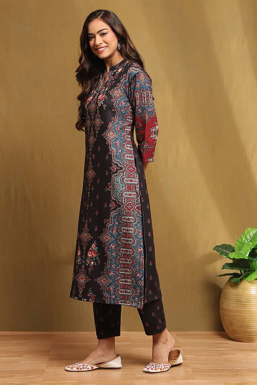 Black Printed Straight Winter wear Kurta Set image number 3