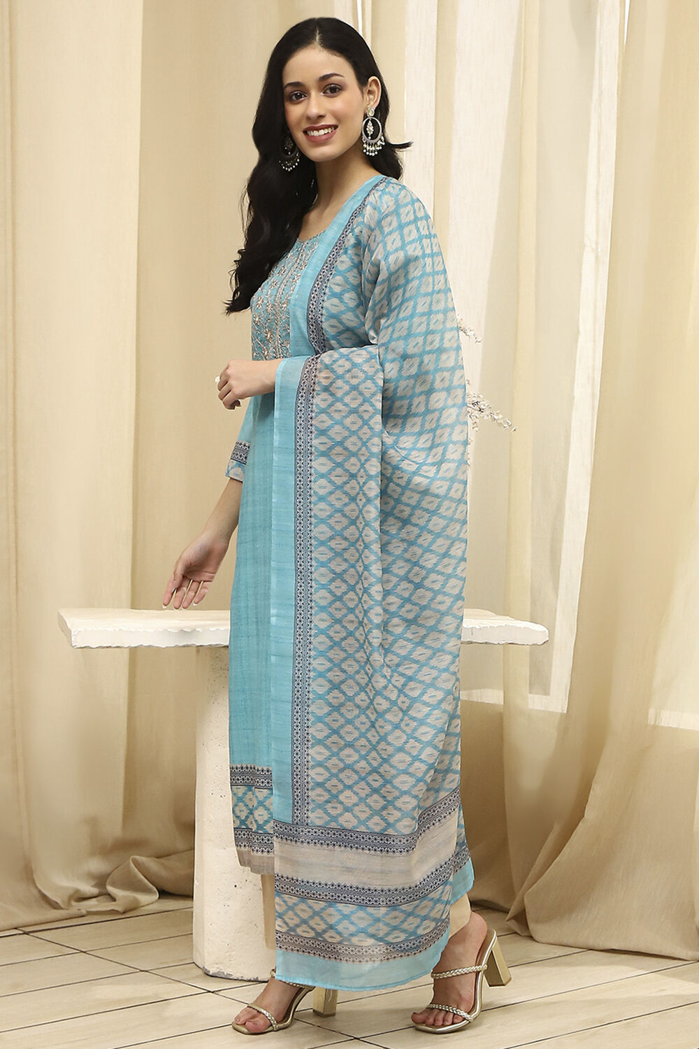 Teal Cotton Machine-Embroidered Unstitched Suit Set image number 4