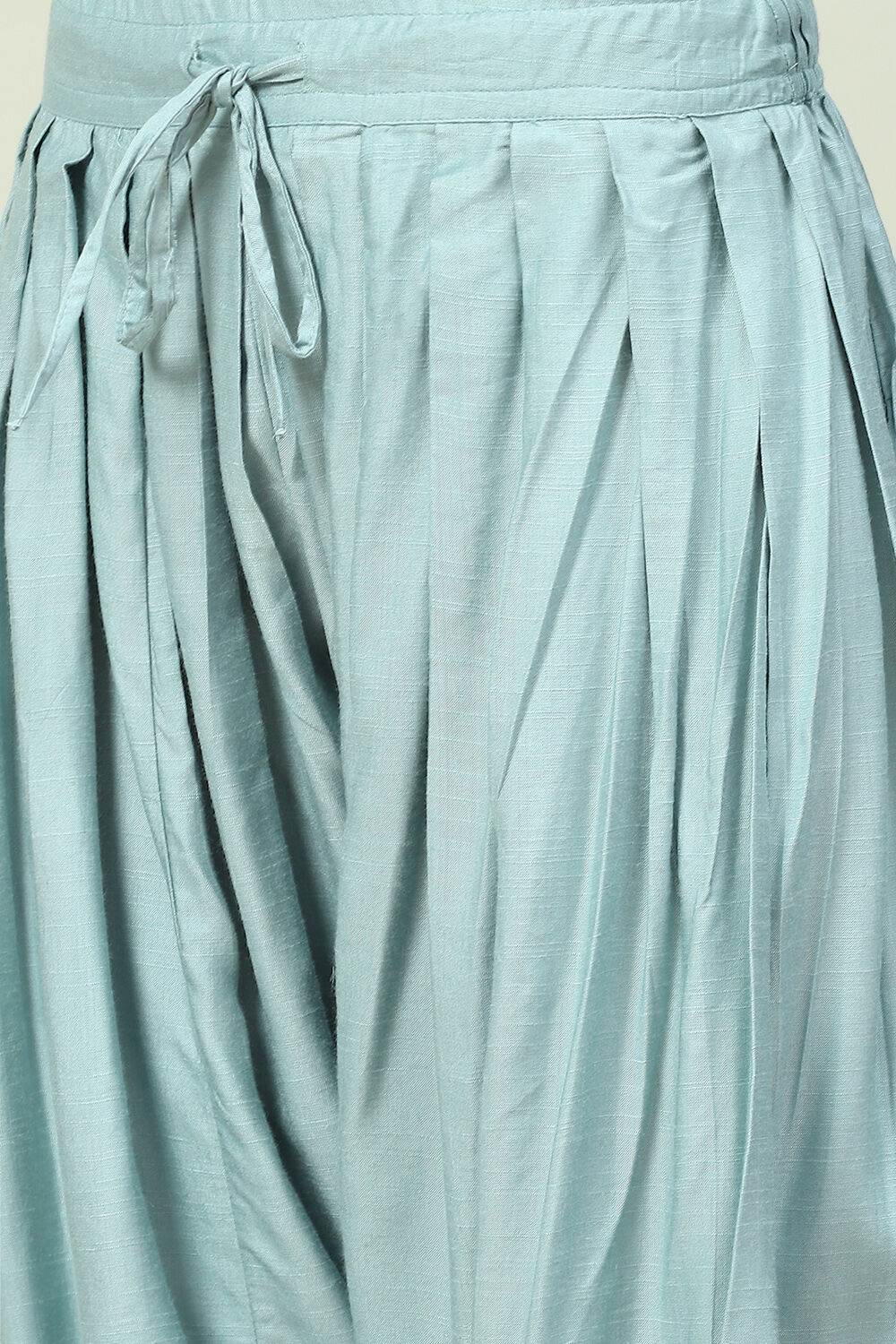 Berry Red Cotton Silk Straight Kurta Salwar Pant Suit Set image number 2