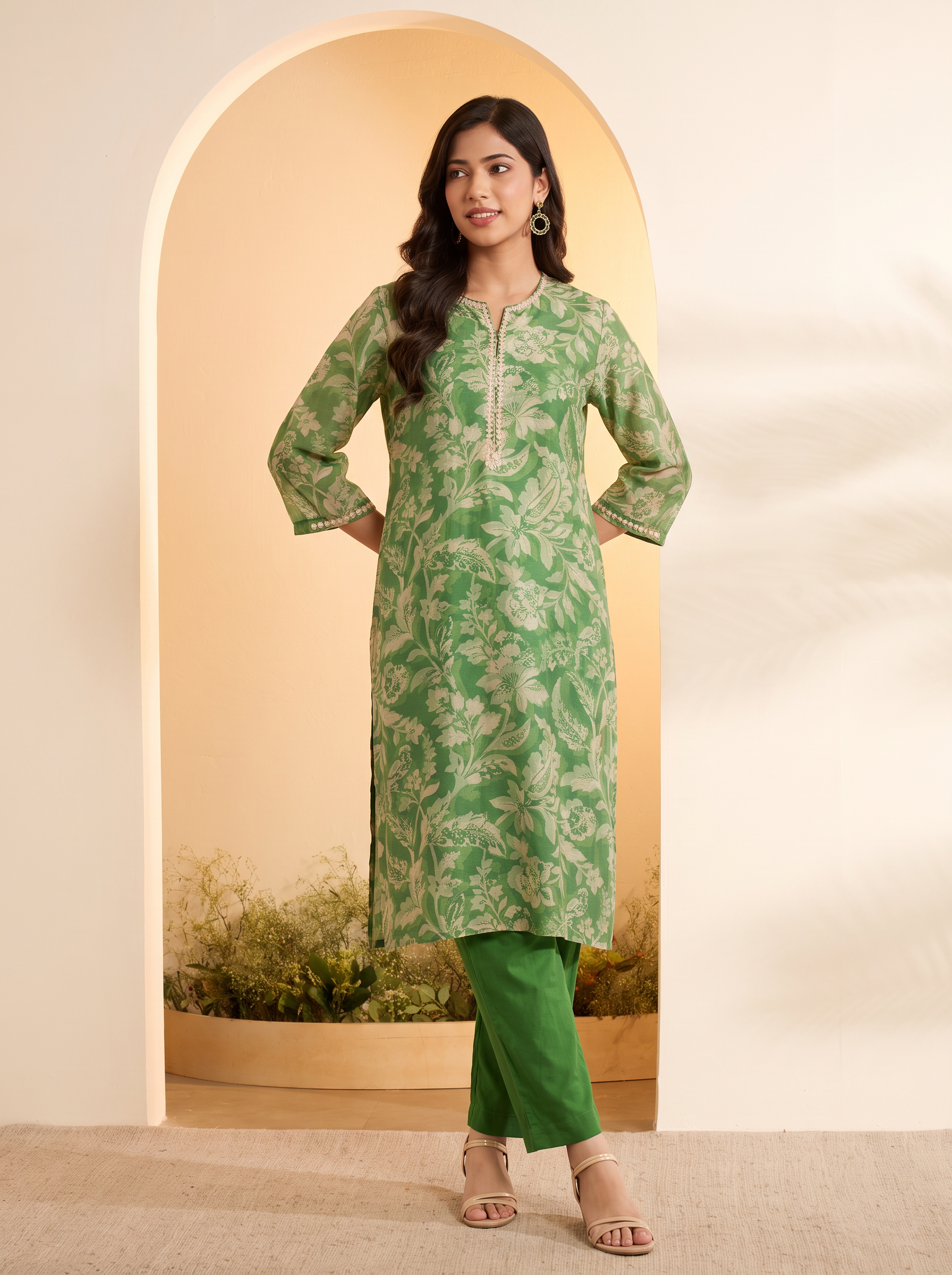 Green Viscose Blend Floral Printed Straight Kurta Set image number 7