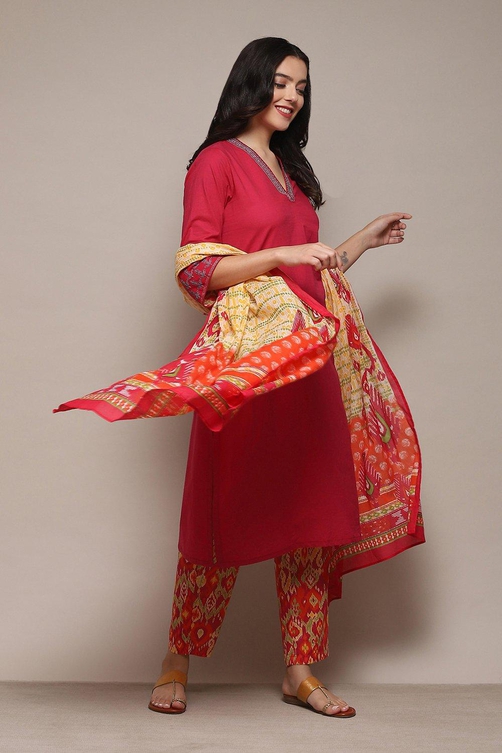 Coral Cotton Straight Kurta Pant Suit Set image number 7