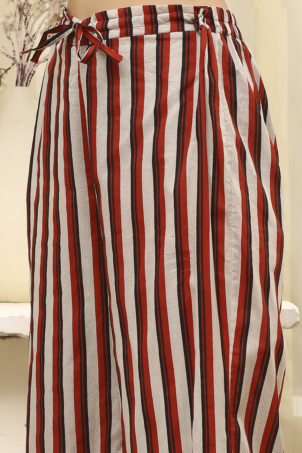 Red Cotton Floral Printed Unstitched Suit Set image number 3