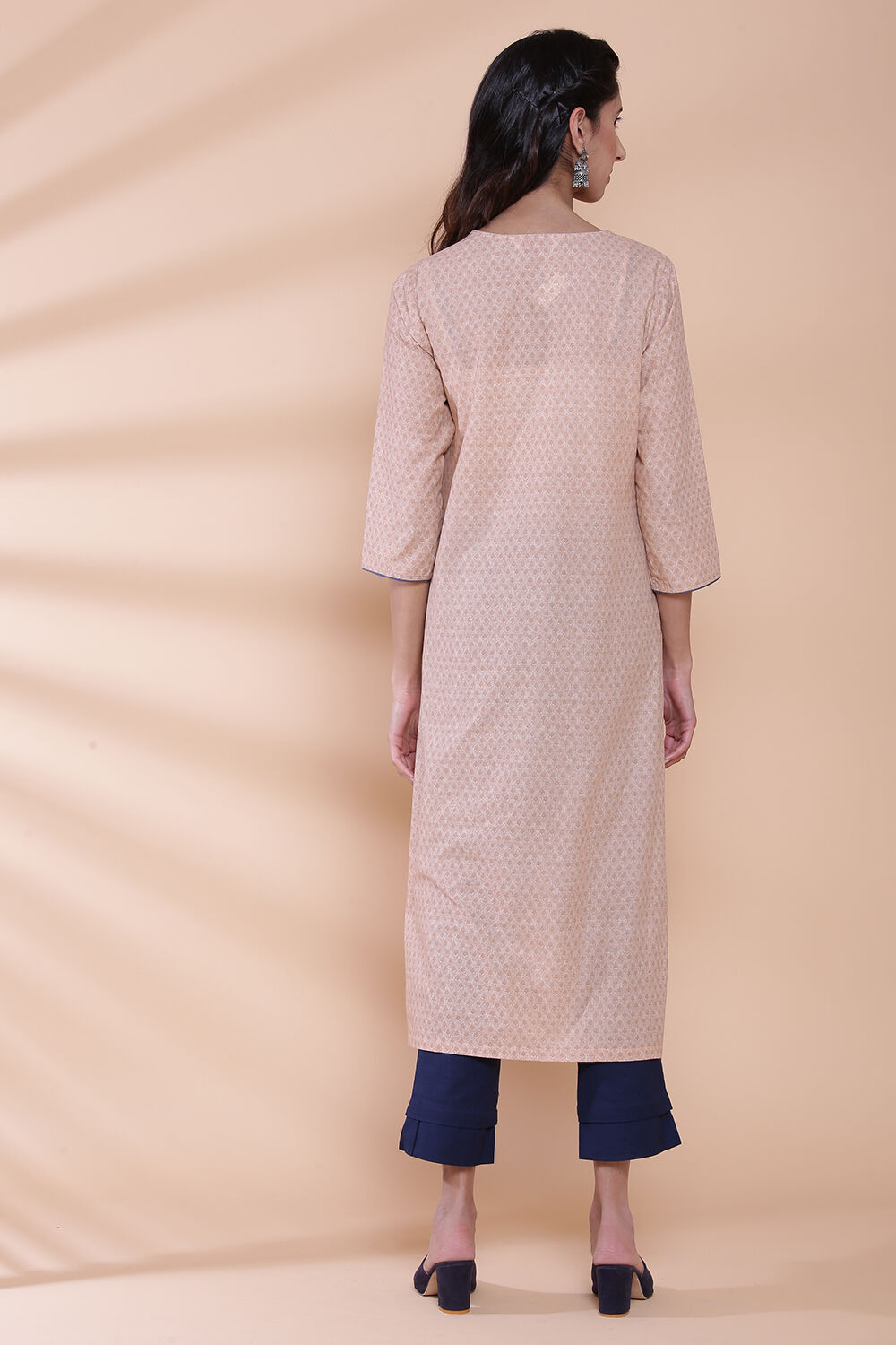 Peach Cotton Straight Kurta image number 5