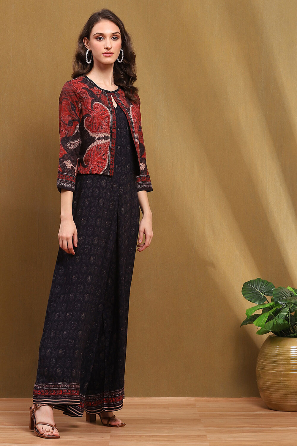 Black Block-Printed Straight Jumpsuit image number 4