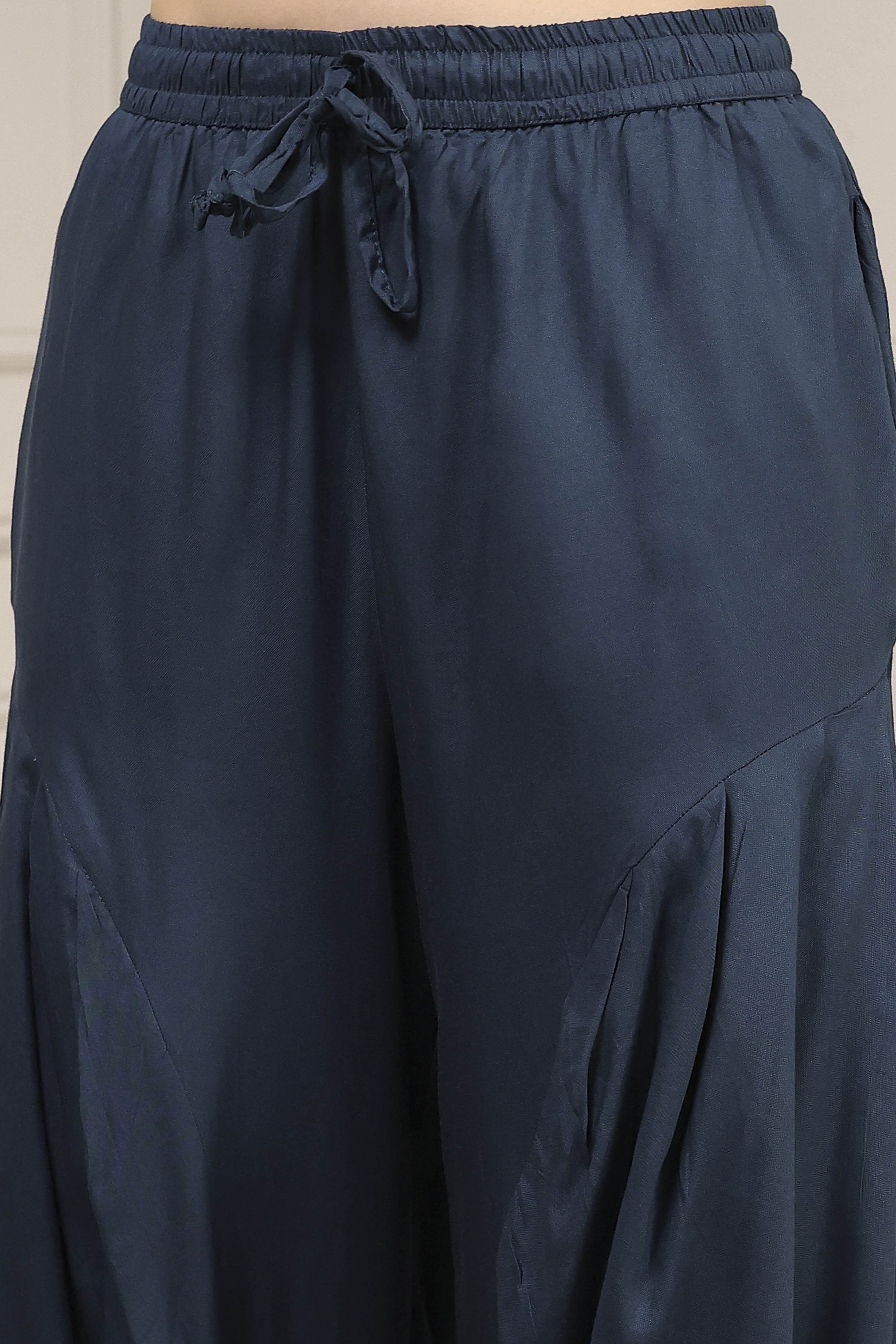 Teal Blue Printed Straight Suit Set image number 2