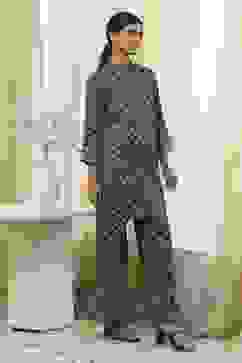 Black Printed Shirt-Style Straight Co-ord Set image number 5