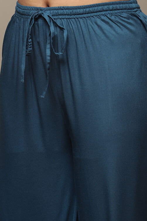 Fuschia Rayon Straight Kurta Pant Suit Set image number 2