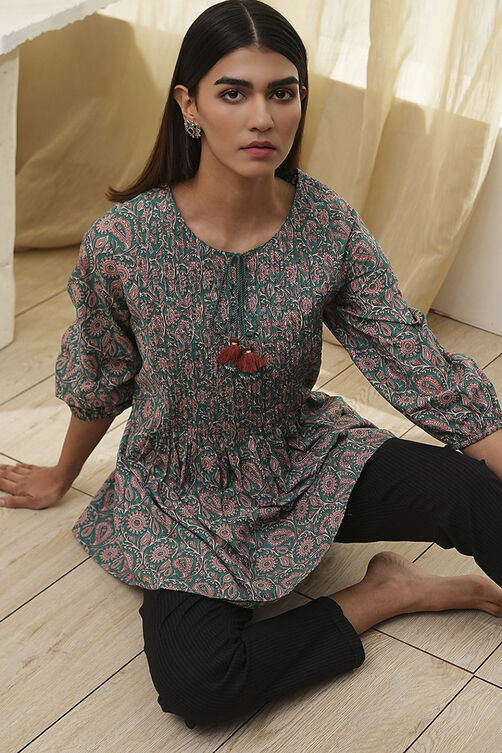 Teal Green Cotton Pleated A-Line Short Kurta image number 0