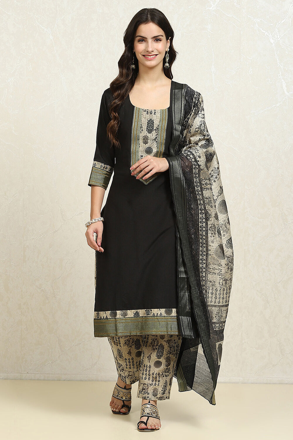 Maroon Cotton Handloom Unstitched Suit Set image number 7