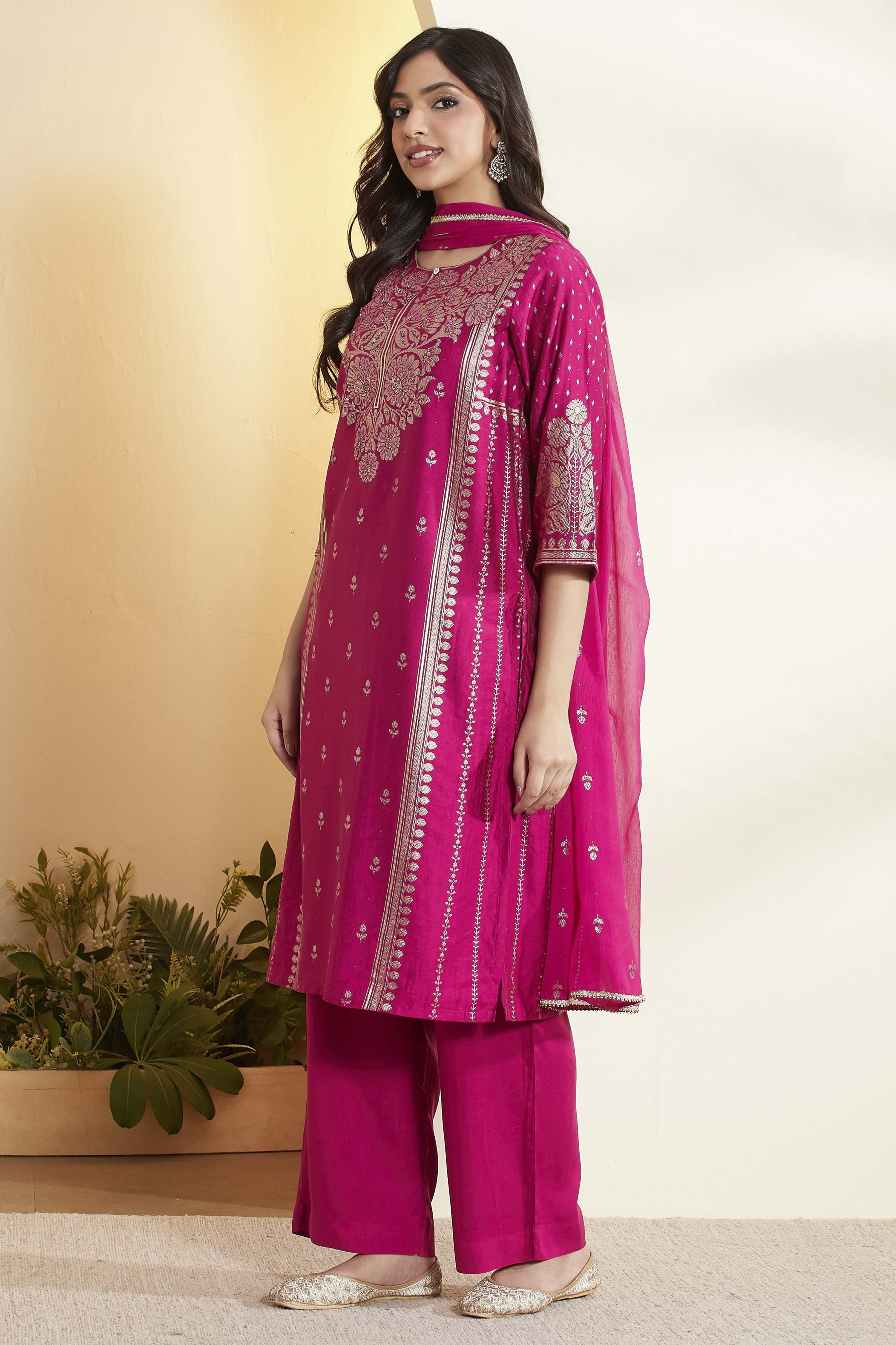 Magenta Viscose Blend Straight Suit Set image number 4