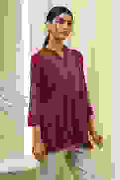 Red Embroidered Straight Short Kurta image number 4