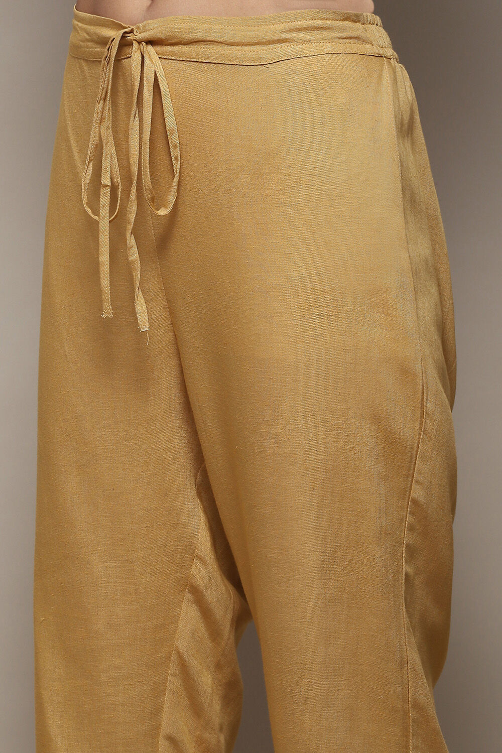 Beige Rayon flax Narrow Kurta Pant Suit Set image number 2